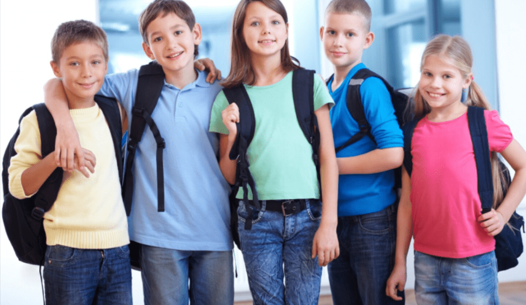 5 Challenges Middle Schoolers Face and How Technology Help